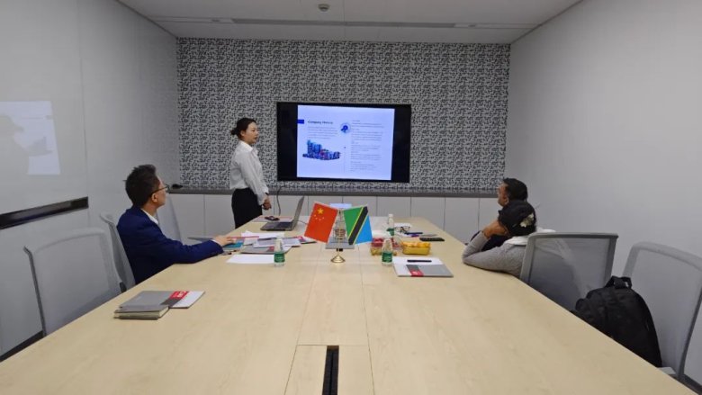 091703_533531_gsdt.jpg 091703_533531_gsdt.jpg