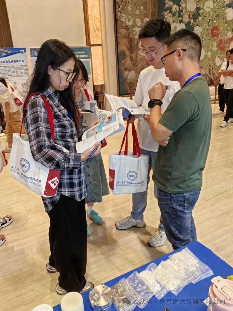 144256_474494_gsdt.jpg 144256_474494_gsdt.jpg