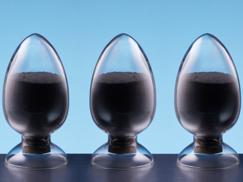 2025-.7-14 新能源頭部企業(yè)競(jìng)逐1.jpg