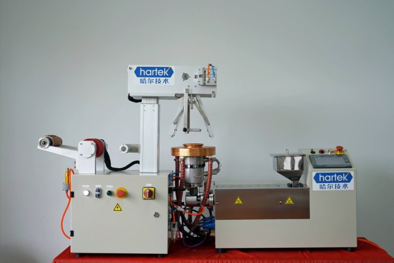 170750_318399_gsdt.jpg 桌面式吹膜機.jpg